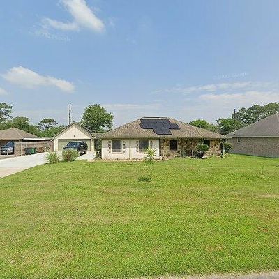 7319 Bayou Vista Dr, Baytown, TX 77521