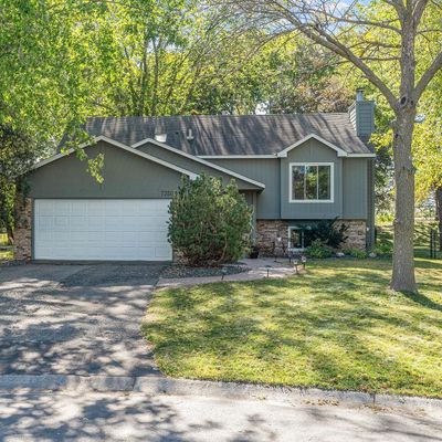 7320 Cactus Curv, Chanhassen, MN 55317