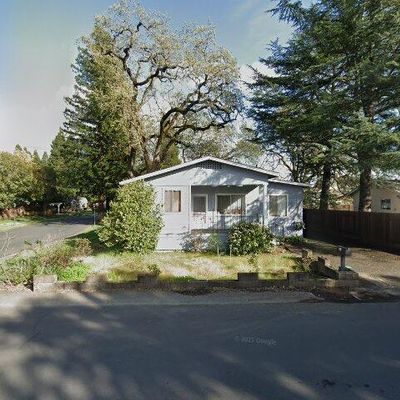 735 Hunt Ave, Saint Helena, CA 94574