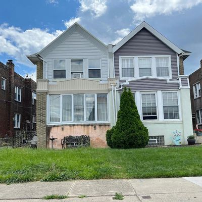 7351 Sackett St, Philadelphia, PA 19152