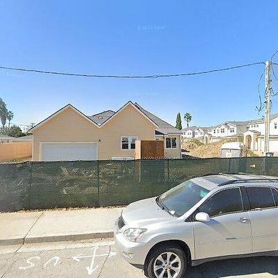 737 Lewis St, Pomona, CA 91768