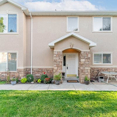 7374 S Geralee Ln, West Jordan, UT 84084