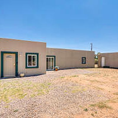 74 E Via Parque, Huachuca City, AZ 85616