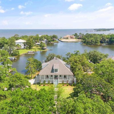 74 Star Lake Dr, Pensacola, FL 32507