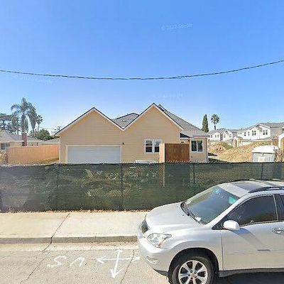 741 Lewis St, Pomona, CA 91768