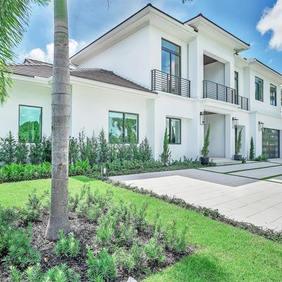 7412 Mandarin Dr, Boca Raton, FL 33433