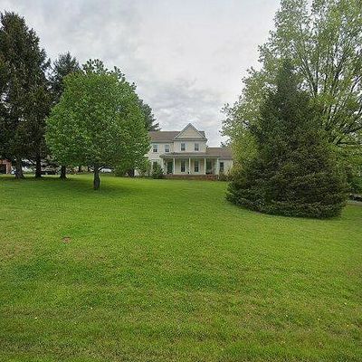 7412 Sunset Ln, Crestwood, KY 40014