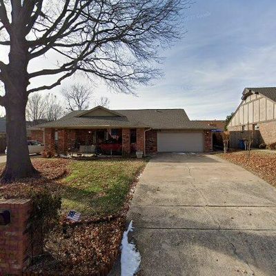 7414 S Lakewood Ave, Tulsa, OK 74136