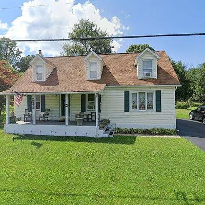 743 S Dogwood Rd, Walnutport, PA 18088