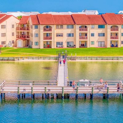 7453 Sunset Harbor Dr #308, Navarre, FL 32566