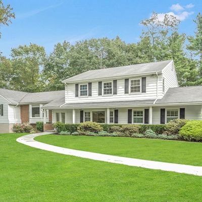 75 Bowman Dr, Greenwich, CT 06831