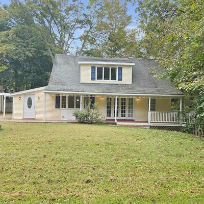 75 Manor Rd, Southbury, CT 06488