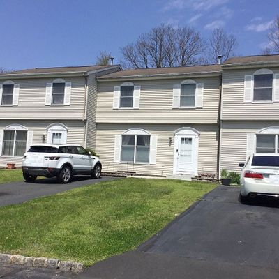 75 Zarriello Ln, West Haverstraw, NY 10993