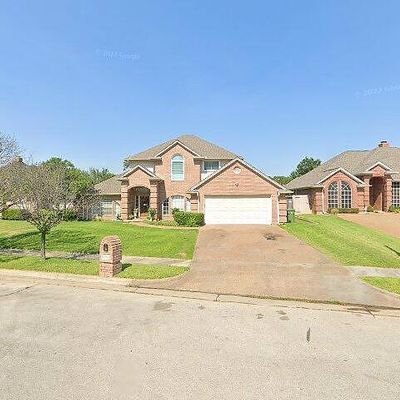 7509 Peachtree Trl, North Richland Hills, TX 76182