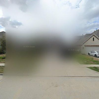 7526 Thornberry Springs Ln, Richmond, TX 77469