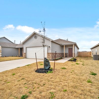 7627 Stud Dr, Elmendorf, TX 78112