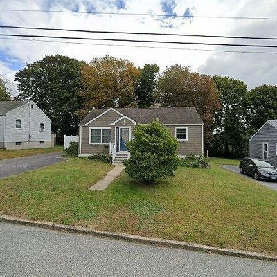 77 Bayshore Dr, New London, CT 06320