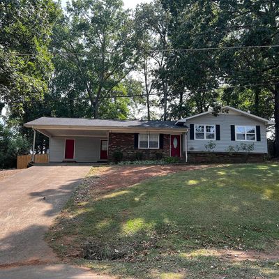 77 Valleyview Drive, Eastaboga, AL 36260