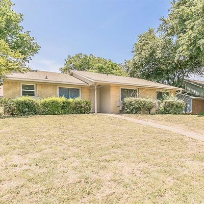 7727 Los Alamitos Dr, Dallas, TX 75232