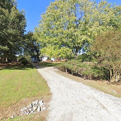 777 Piney Creek Rd, South Hill, VA 23970