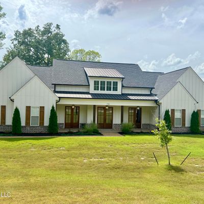 779 S Red Banks Road, Byhalia, MS 38611