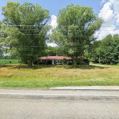 7798 N State Road 15, Roann, IN 46974