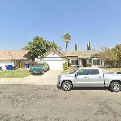 780 E Orange St, Hanford, CA 93230