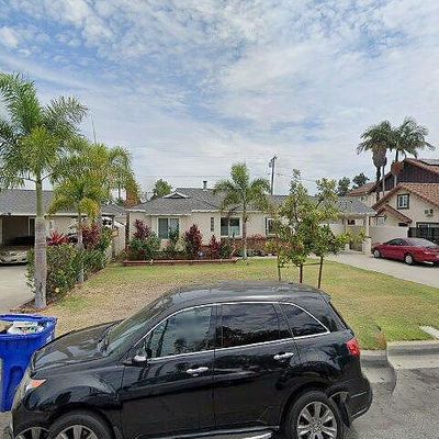 7821 Kingbee St, Downey, CA 90242