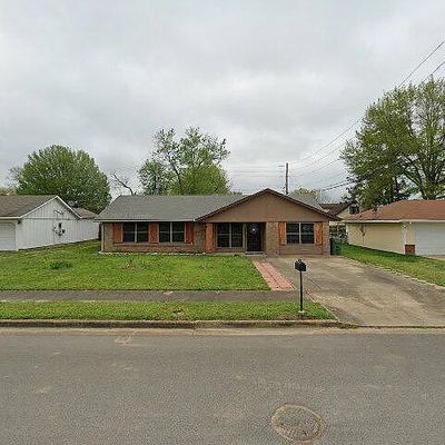 7824 Quito Rd, Millington, TN 38053