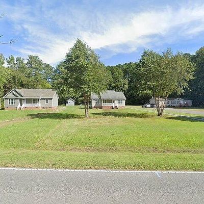 7871 Guinea Rd, Hayes, VA 23072