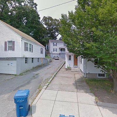 79 Richmond Ct, Lawrence, MA 01841