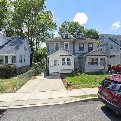 704 Summit Ave, Prospect Park, PA 19076