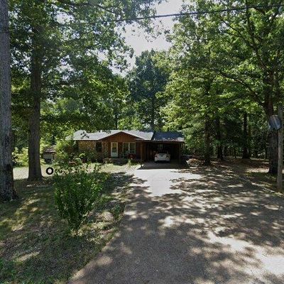 704 Wilma Ave, Hohenwald, TN 38462