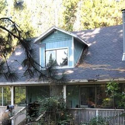 705 Aiello Rd, Mount Shasta, CA 96067