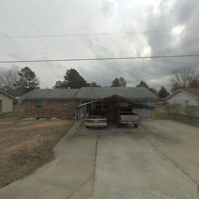 705 Maple St, Kensett, AR 72082