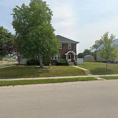 706 1 St St, Kewaunee, WI 54216