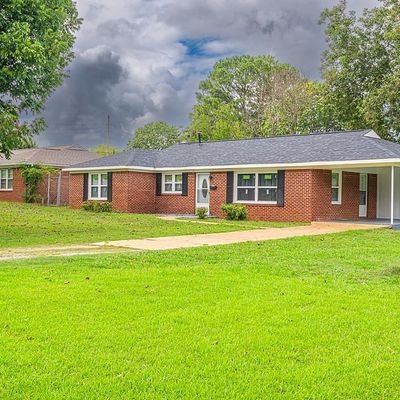 707 E Moore St, Tuscumbia, AL 35674