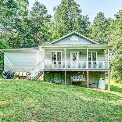 707 Plum Tree Rd, Bumpass, VA 23024