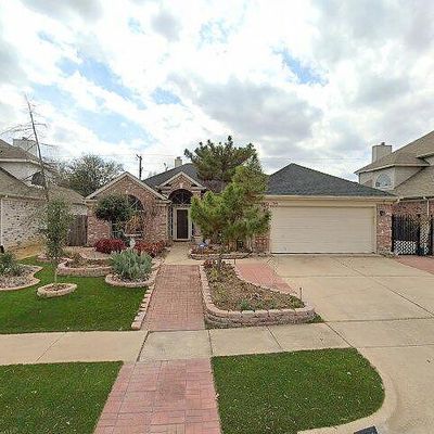 708 Willington Dr, Arlington, TX 76018