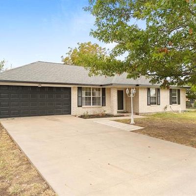 708 Wolfe Run, Celeste, TX 75423