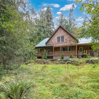 7080 Rivers Edge Ln, Deming, WA 98244