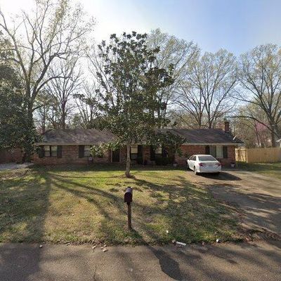 709 Cypress Rd, Starkville, MS 39759