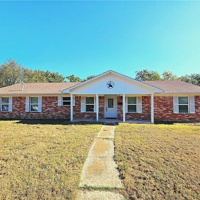 709 W State St, Groesbeck, TX 76642