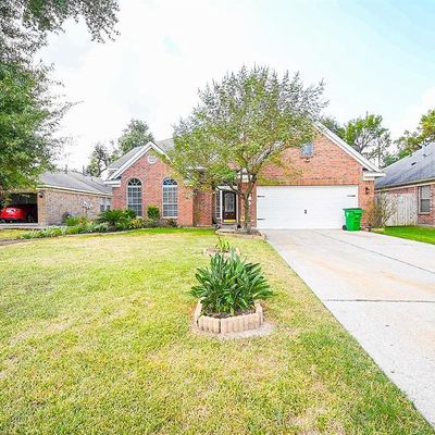 711 Far Pines Dr, Spring, TX 77373