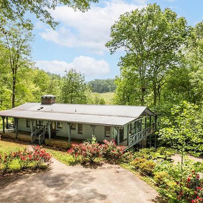 711 Roller Mill Rd, Franklin, NC 28734