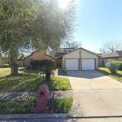 7110 Westbranch Dr, Houston, TX 77072