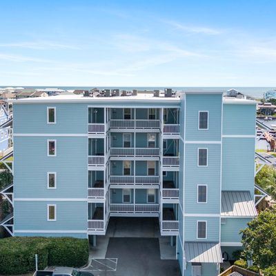 712 Saint Joseph St #402, Carolina Beach, NC 28428