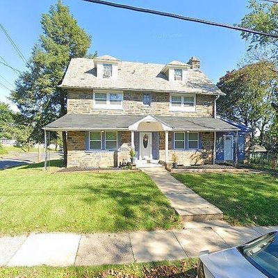 7125 Llanfair Rd, Upper Darby, PA 19082