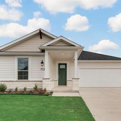 713 Marcus Lane, Crowley, TX 76036