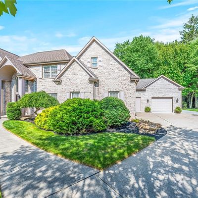 714 Lake Louise Ct, Gibsonia, PA 15044